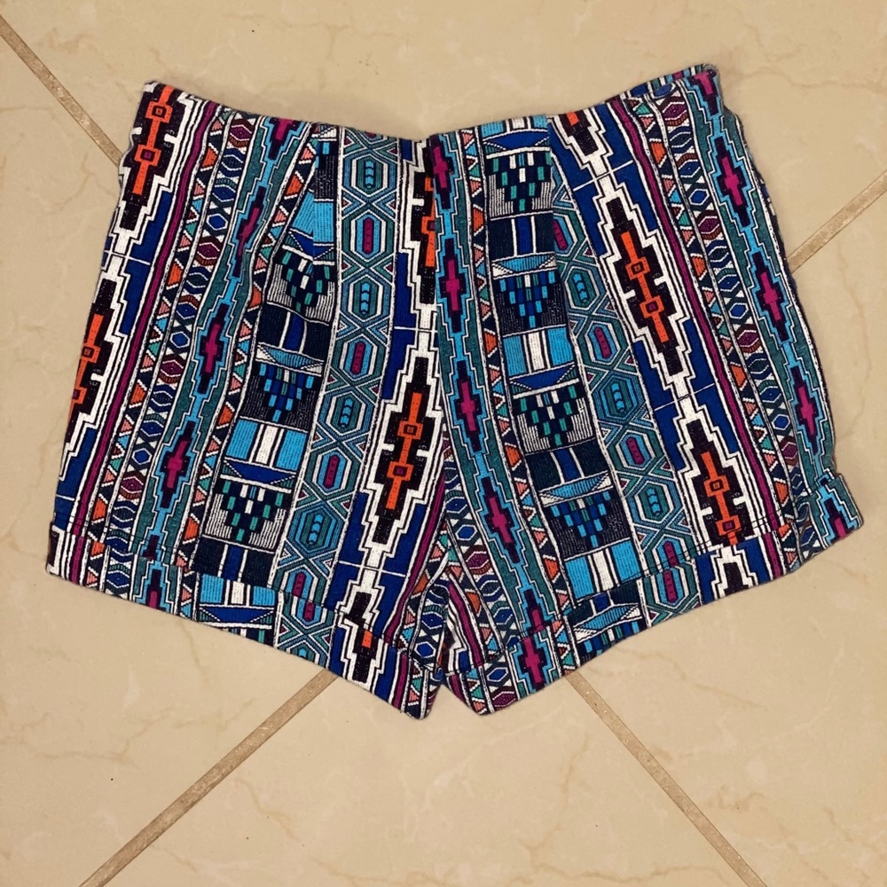 Forever 21 colorful short